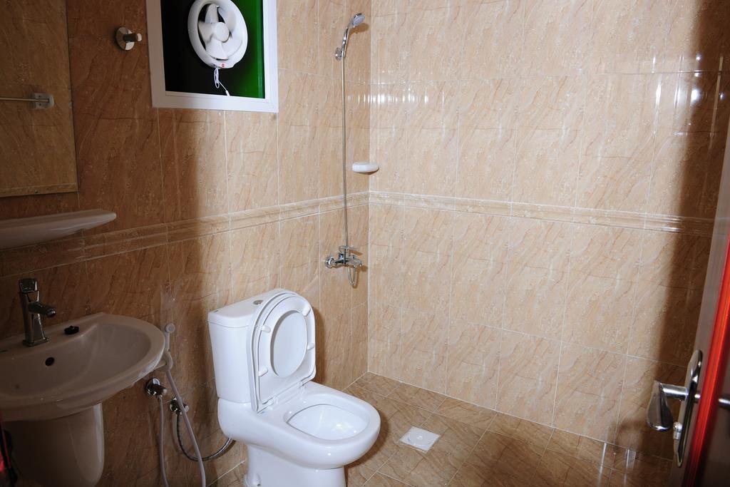 Al Jumhour Hotel Apartments Sur Luaran gambar